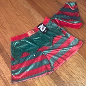Men’s Mad Engine Matching Striped Elf Boxer Shorts & Hat Set Size M New With Tag